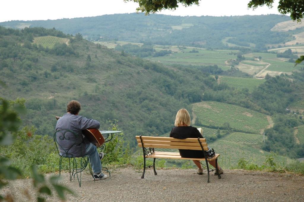 Domaine Bellelauze Hotel Bouriège Стая снимка
